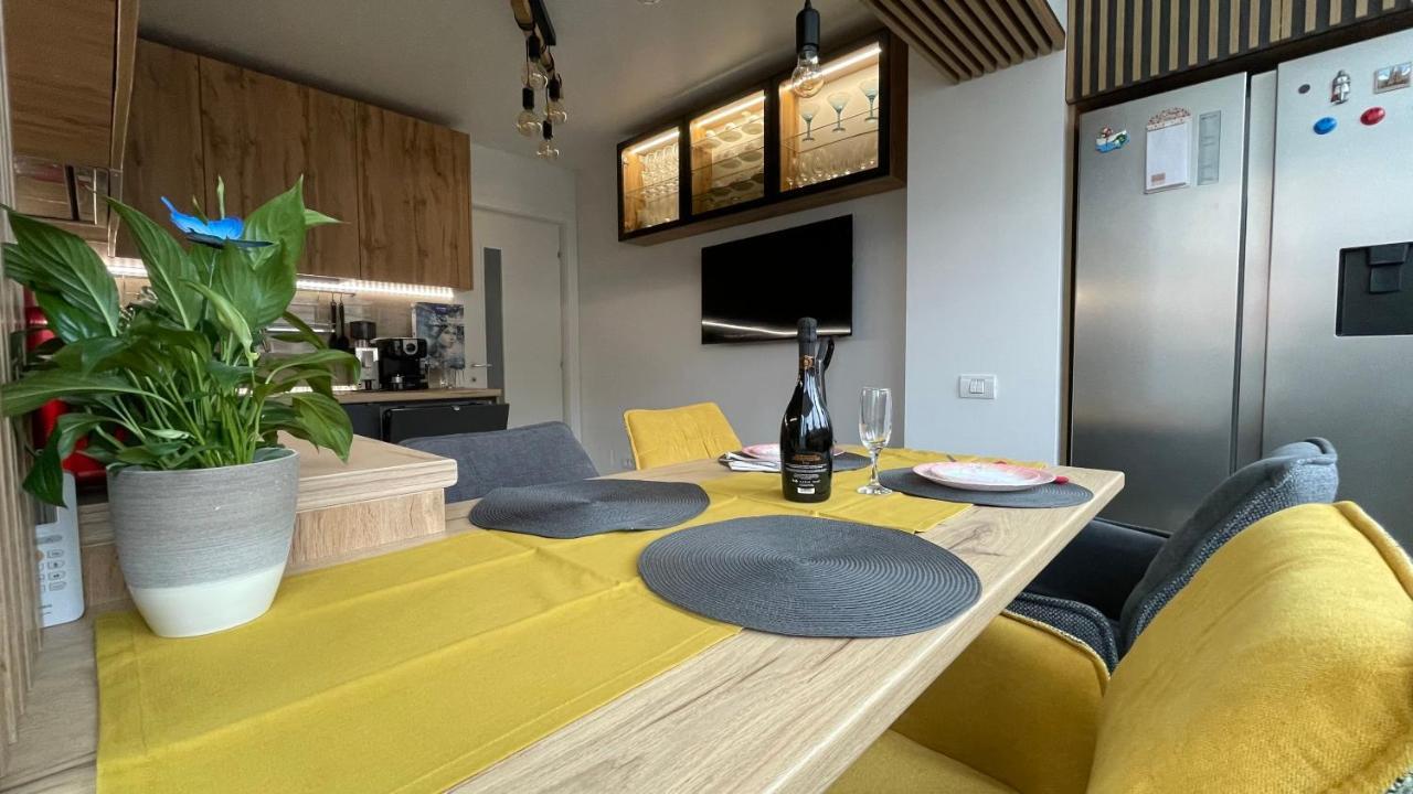 Luxury Apart Dorobanti Bucareste Exterior foto